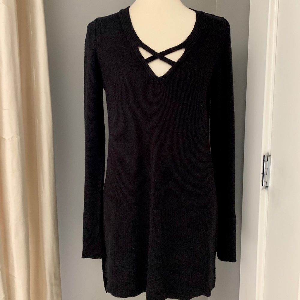 Free People high low V-neck black tunic sweater